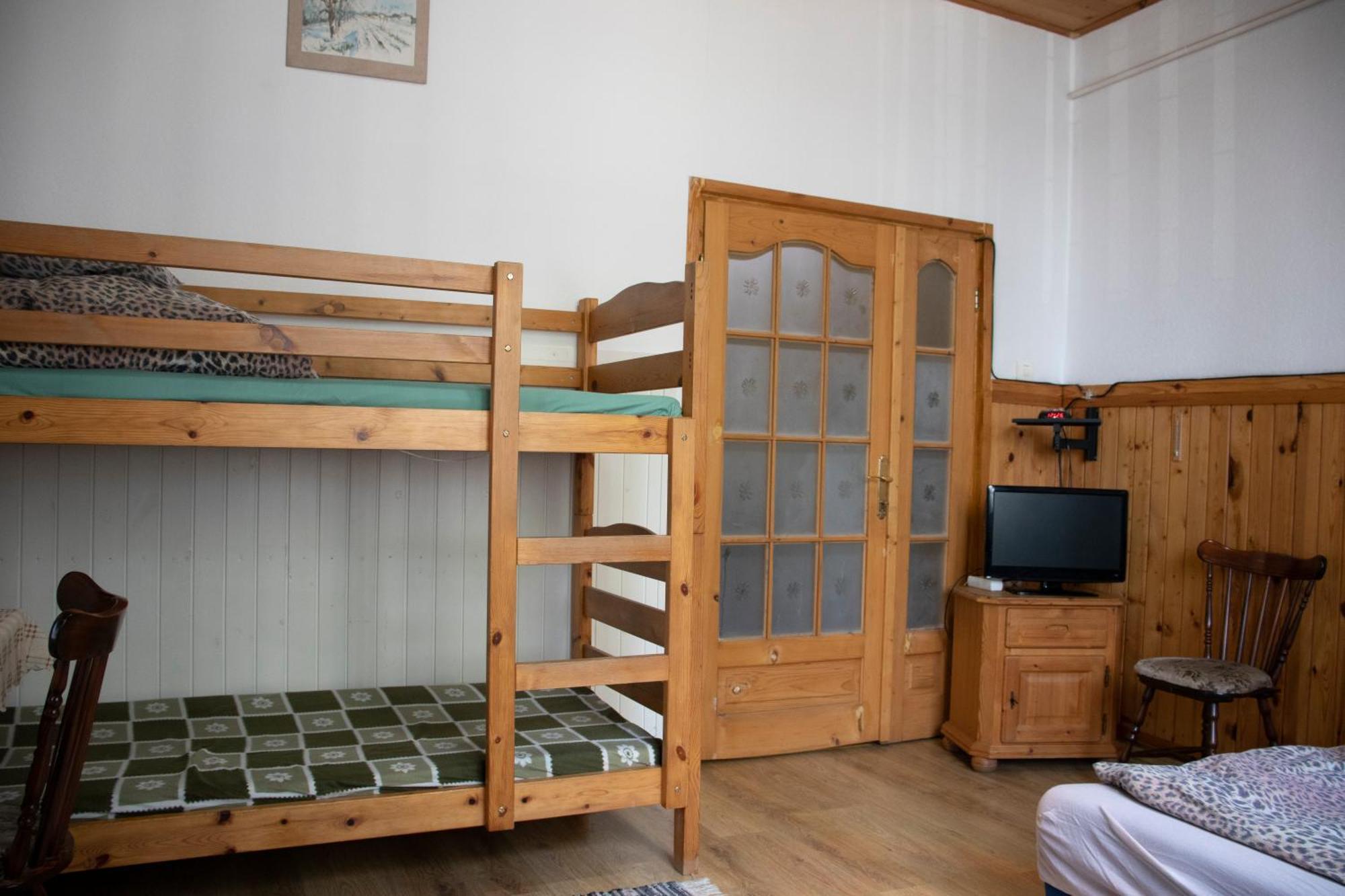 Civis Debrecen Hostel Eksteriør bilde