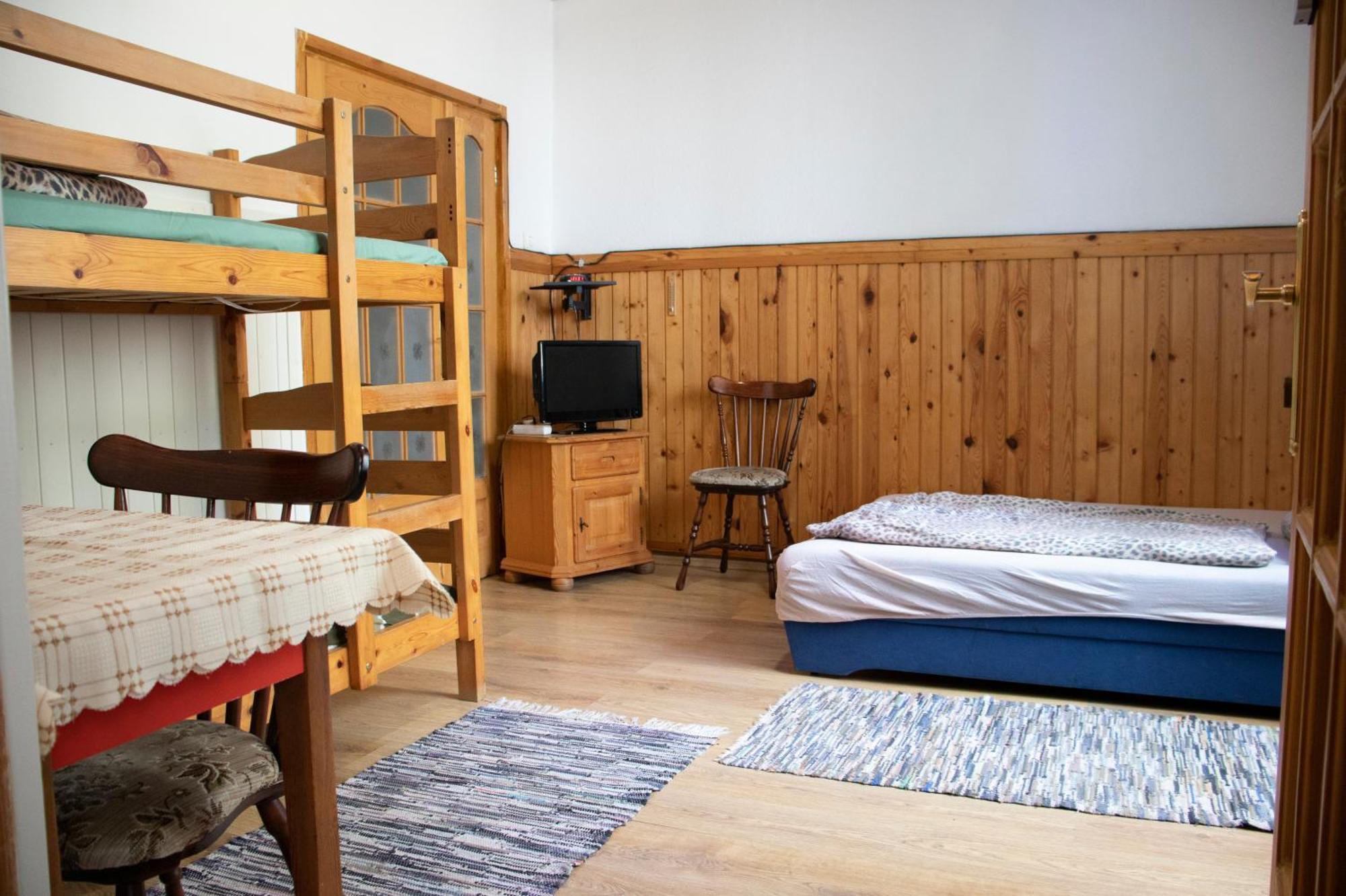Civis Debrecen Hostel Eksteriør bilde